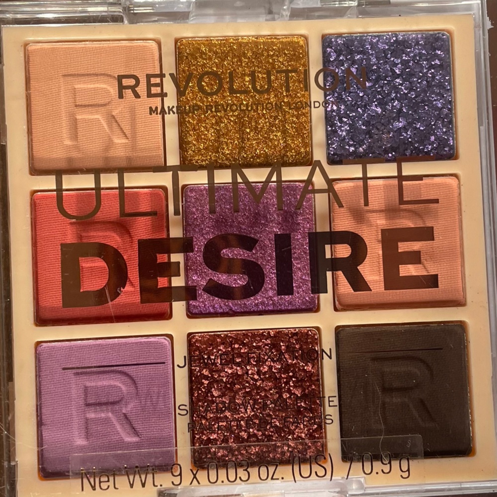 Revolution Ultimate Desire Jewel Fixation Eyeshadow Palette NIB